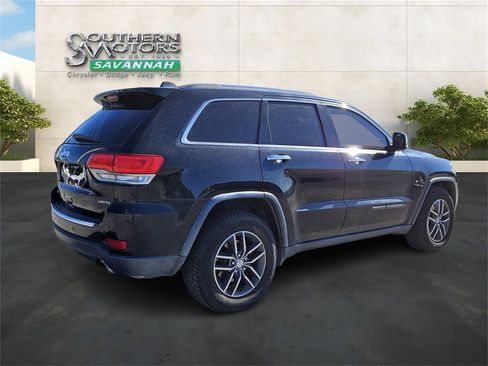 Used 2018 Jeep Grand Cherokee Limited image 5
