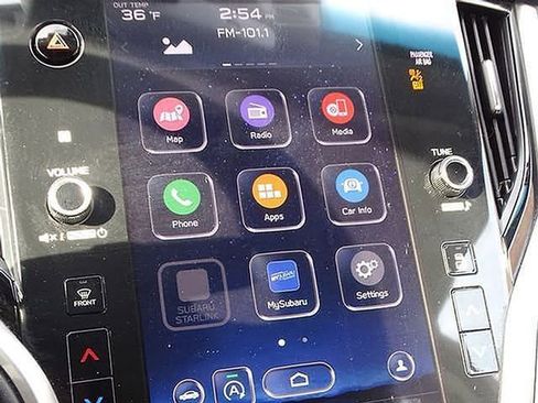 Used 2021 Subaru Outback Limited image 32