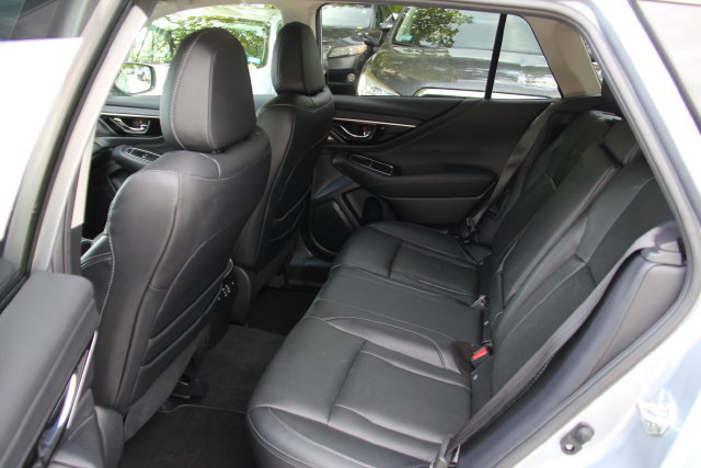 Used 2024 Subaru Outback Touring XT AWD/4WD image 32
