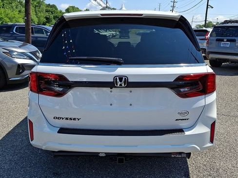 Certified 2026 Honda Odyssey Sport-L image 5