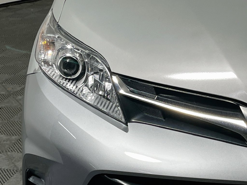Used 2019 Toyota Sienna LE FWD image 6