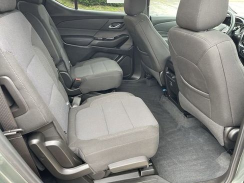 Used 2023 Chevrolet Traverse LT AWD/4WD image 15