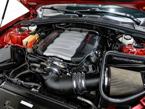 Used 2019 Chevrolet Camaro SS RWD image 36
