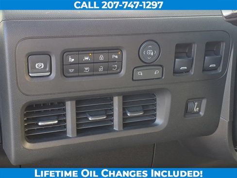 Used 2024 Chevrolet Brightdrop 600 w/ Commercial Equipment Package AWD/4WD image 17