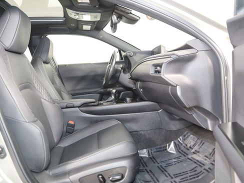 Used 2022 Lexus UX 250h w/ Premium Package AWD/4WD image 14