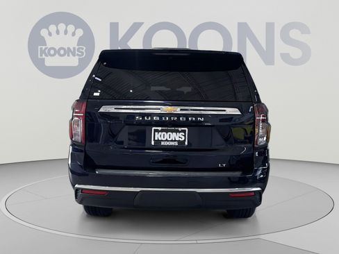 Used 2021 Chevrolet Suburban LT w/ LT Signature Package AWD/4WD image 10