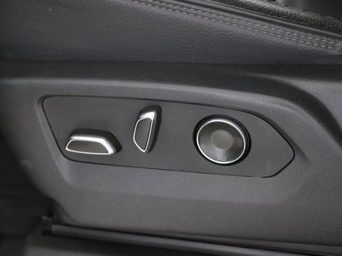 Used 2025 GMC Sierra 2500 Denali image 19