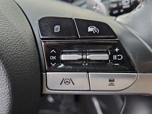 Used 2024 Hyundai Tucson Limited image 22