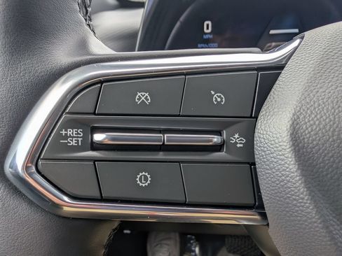 Used 2026 Chevrolet Equinox LT w/ LPO, Floor Liner Package AWD/4WD image 24
