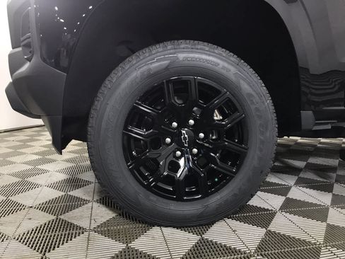 New 2026 Chevrolet Colorado W/T image 4