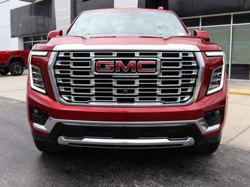New 2025 GMC Yukon Denali image 2