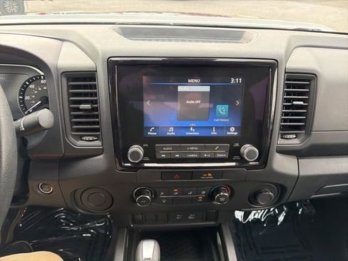Used 2023 Nissan Frontier S image 12