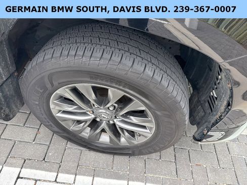 Used 2018 Lexus GX 460 image 24