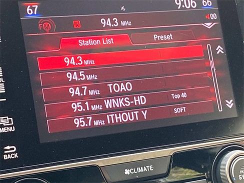 Used 2017 Honda Civic EX image 23