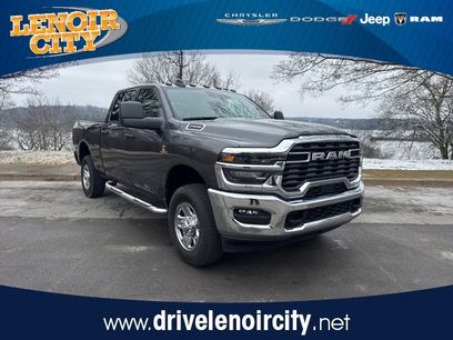 Used 2025 RAM 2500 Tradesman w/ Chrome Appearance Group