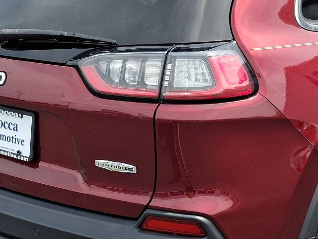 Used 2020 Jeep Cherokee Latitude Plus AWD/4WD image 22