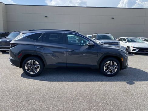 New 2026 Hyundai Tucson SEL FWD image 9