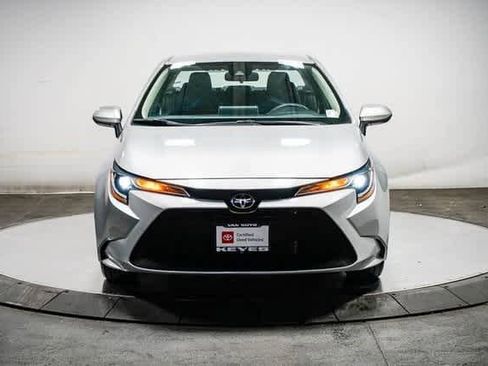 Certified 2021 Toyota Corolla LE image 7