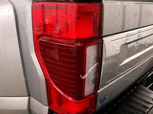 Used 2022 Ford F450 Platinum w/ FX4 Off-Road Package image 28