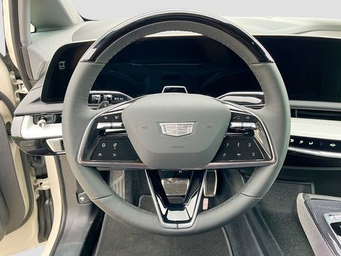New 2027 Cadillac Optiq Premium Luxury AWD/4WD image 17