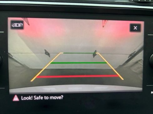 Used 2022 Volkswagen Tiguan SEL R-Line image 25