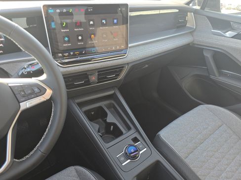 New 2026 Volkswagen Tiguan S image 21