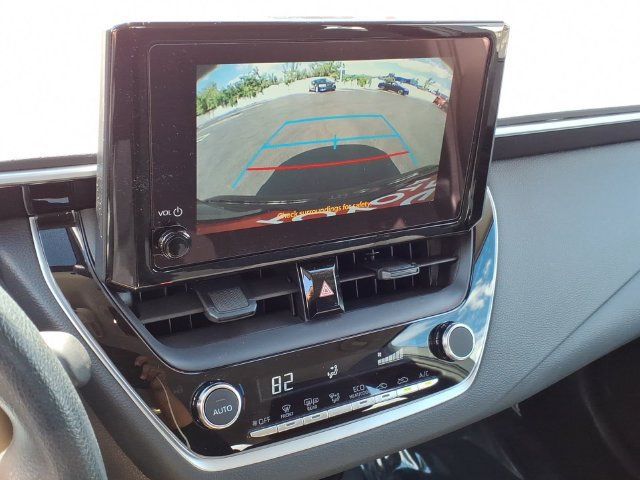 Used 2026 Toyota Corolla LE FWD image 23