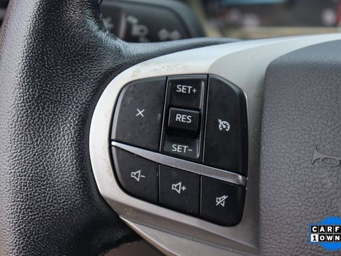 Used 2021 Ford Explorer XLT image 20