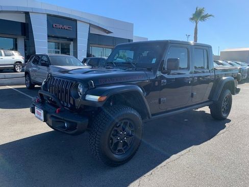 Used 2020 Jeep Gladiator Rubicon image 3