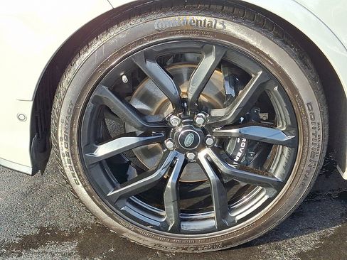 Used 2022 Land Rover Range Rover Sport SVR Carbon Edition image 10