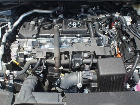 Used 2025 Toyota Corolla XLE FWD image 28