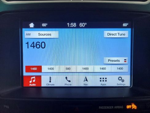 Used 2017 Ford Explorer XLT w/ Equipment Group 202A AWD/4WD image 25