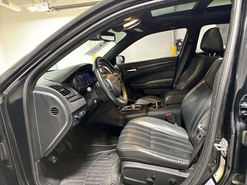 Used 2015 Chrysler 300 S w/ 300S Premium Group AWD/4WD image 21
