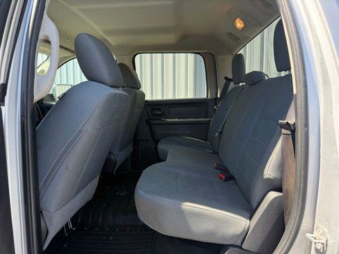 Used 2017 RAM 2500 Tradesman w/ Chrome Appearance Group AWD/4WD image 5