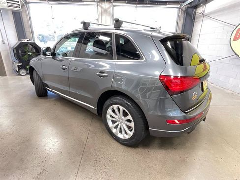 Used 2017 Audi Q5 2.0T Premium AWD/4WD image 2