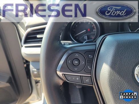 Used 2024 Toyota Camry SE image 14