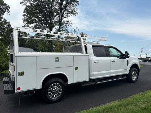Used 2021 Ford F350 Lariat w/ Lariat Ultimate Package AWD/4WD image 6