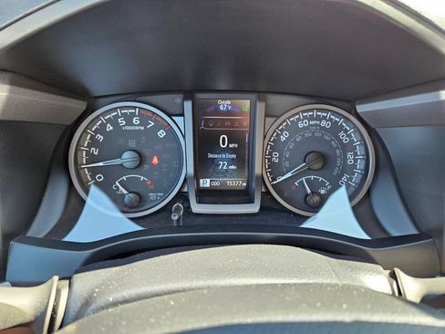 Used 2023 Toyota Tacoma TRD Off-Road w/ TRD Premium Off Road Package AWD/4WD image 22
