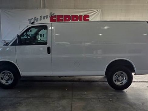Used 2022 Chevrolet Express 2500 w/ Driver Convenience Package image 2