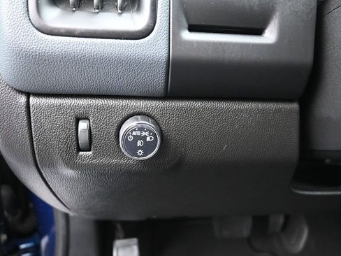 Used 2020 Chevrolet Colorado Z71 image 13