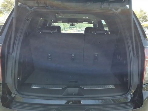 Used 2024 Chevrolet Tahoe Premier image 12