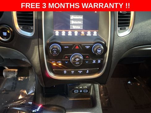 Used 2020 Dodge Durango SXT w/ 3rd Row Seating Group AWD/4WD image 19