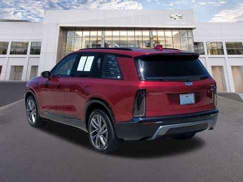 Certified 2026 Cadillac Vistiq Premium Luxury w/ LPO, Floor Liner Package AWD/4WD image 6