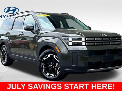 Used 2025 Hyundai Santa Fe SEL FWD image 3