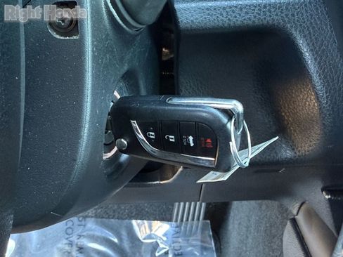 Used 2023 Toyota Camry SE image 24