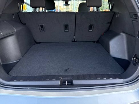 Certified 2024 Chevrolet Equinox LS FWD image 21