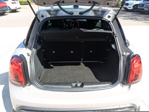 Used 2022 MINI Cooper S w/ Premium Package image 8