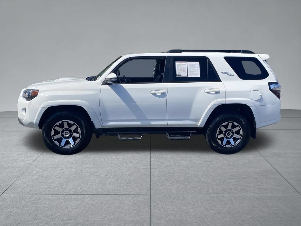 Used 2024 Toyota 4Runner TRD Off-Road Premium w/ Moonroof Package AWD/4WD image 4