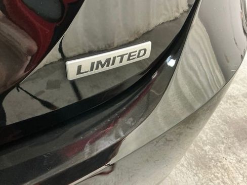 Used 2013 Hyundai Elantra Limited w/ Technology Pkg image 7
