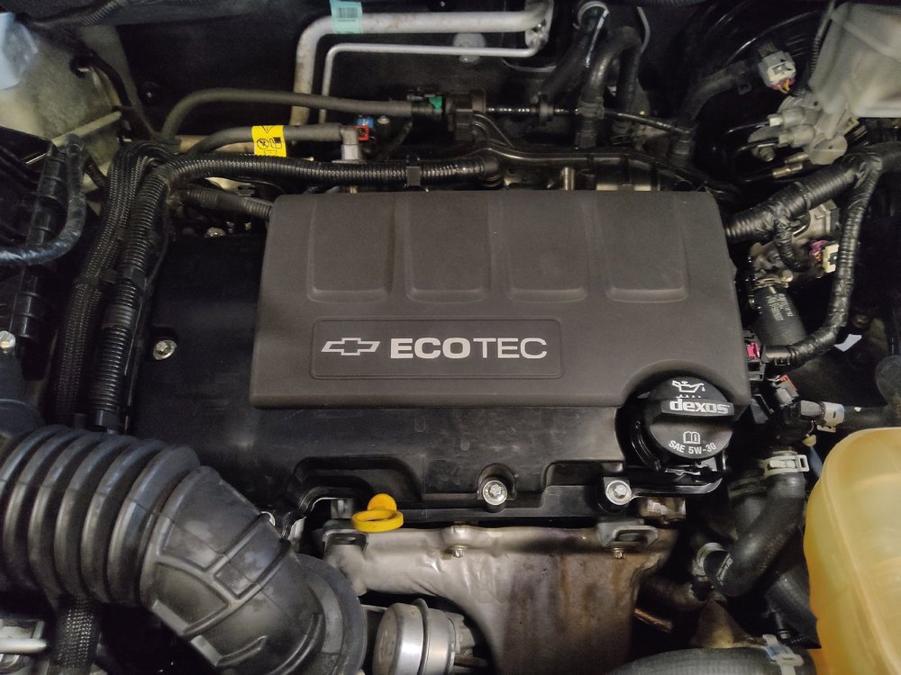 Used 2020 Chevrolet Trax LT FWD image 30